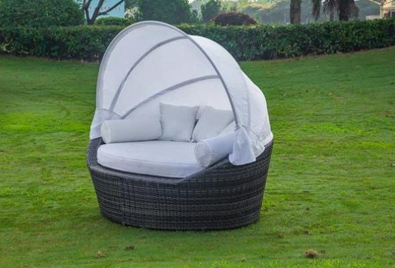 Tidur Seperti Diraja: Reka Bentuk Katil Bujur